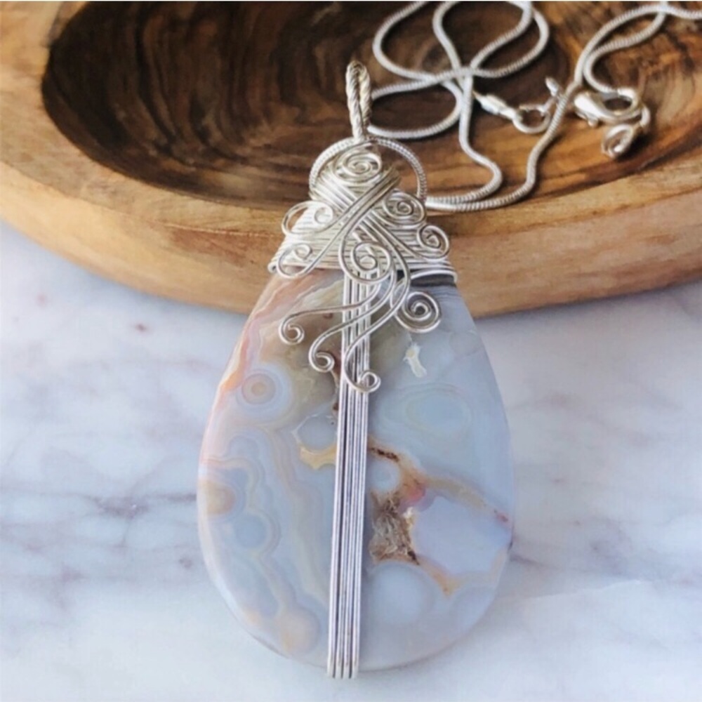 Lace Agate Wire Wrapped Silver Necklace